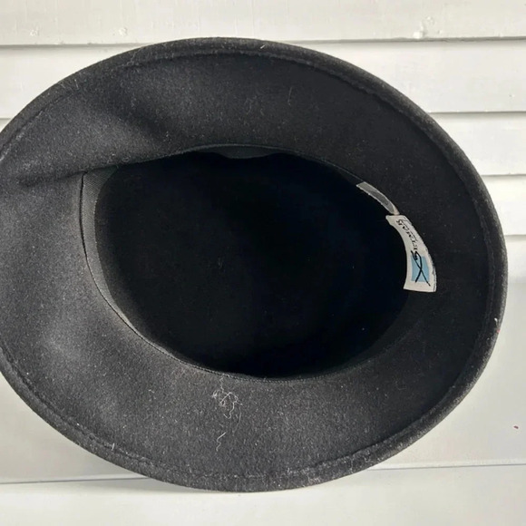 Betmar New York 100% Wool Women's  Bucket Hat - Picture 6 of 8